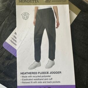 Heathered Fleece Jogger Women’s XS